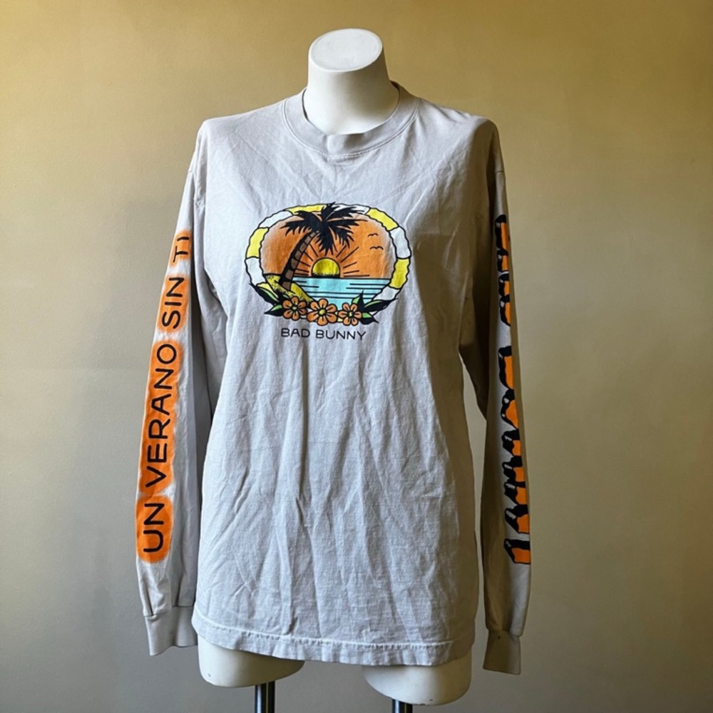 Bad Bunny Un Verano Sin Ti Worlds Hottest Tour Merch Beige Long Sleeve 2022